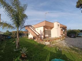 Villa zona mare in Vendita